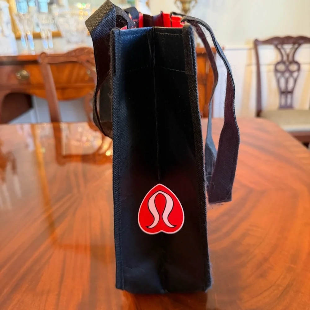 NEW Lululemon Small Reusable Shopper Bag Red Typography Print